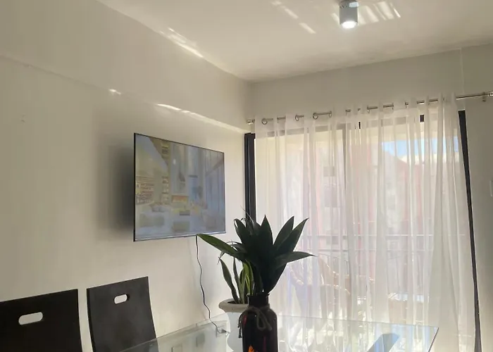 Aparthotel Affordable Travellers Near Mactan Airport By A&c 3*