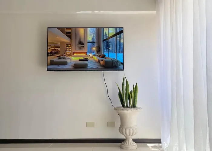 Affordable Travellers Near Mactan Airport By A&c 3* Lapu-Lapu City