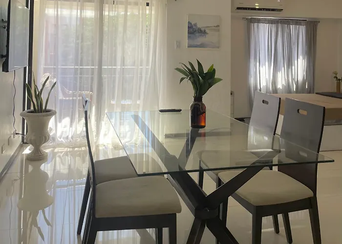Aparthotel Affordable Travellers Near Mactan Airport By A&c